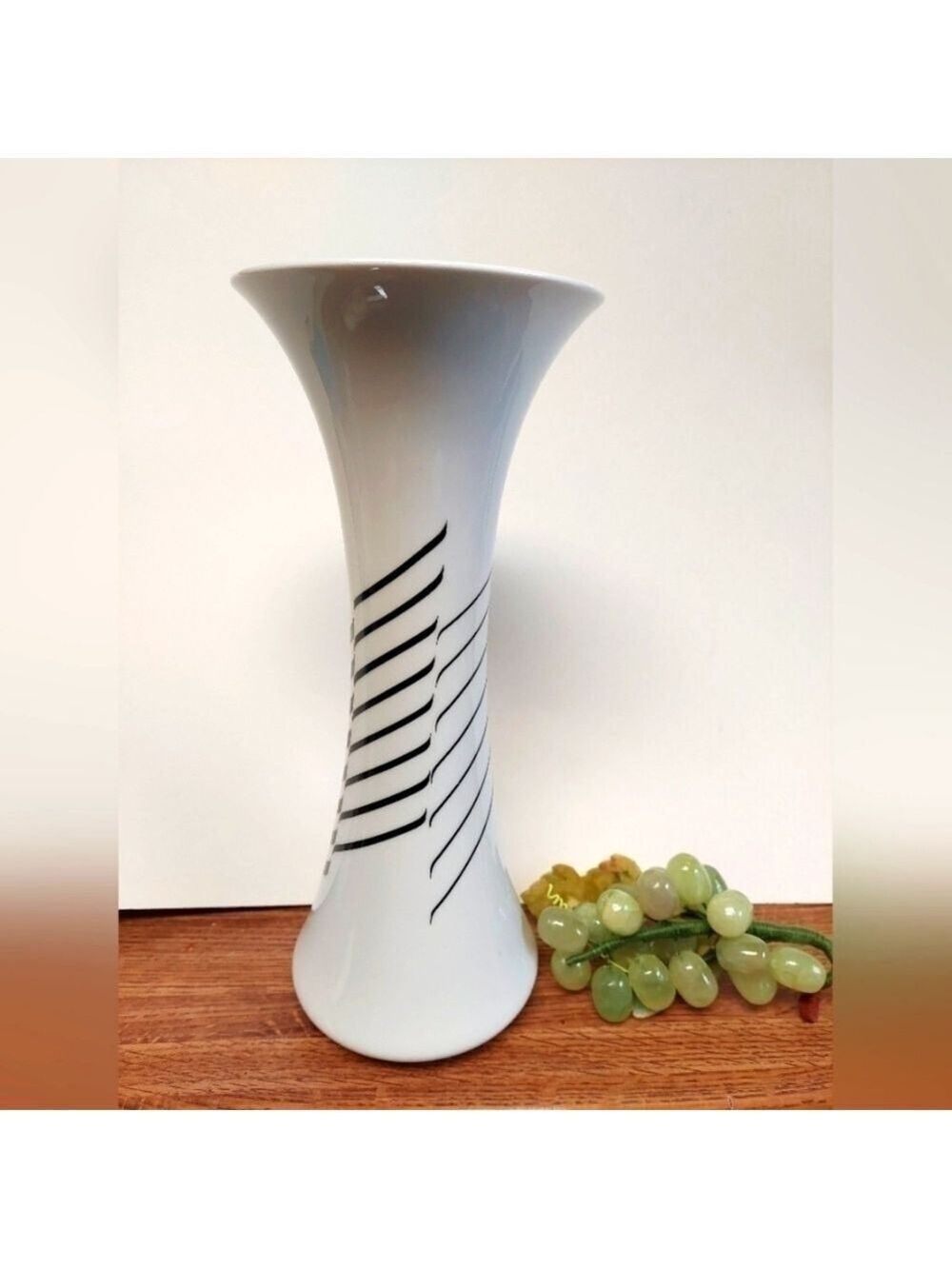 Vintage* 70s Hutschenreuther Geometric Lined Porcelain Vase